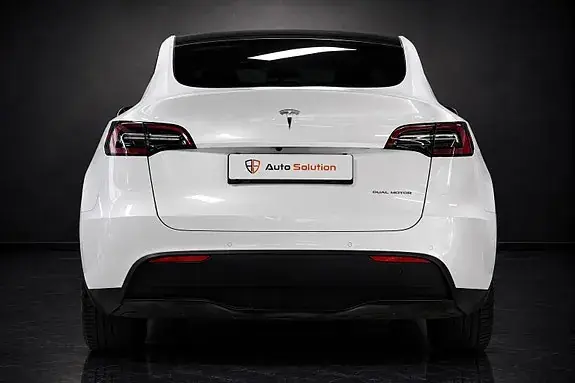 Tesla Model Y 2022 photo 4