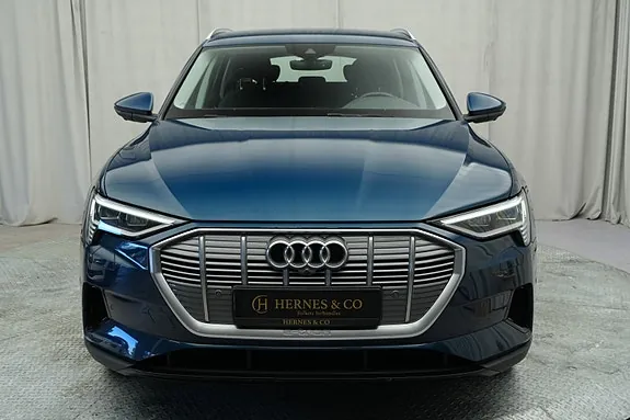 Audi E-Tron 2020 photo 2