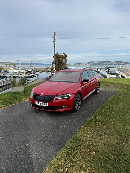 Skoda Superb 2018 photo 3