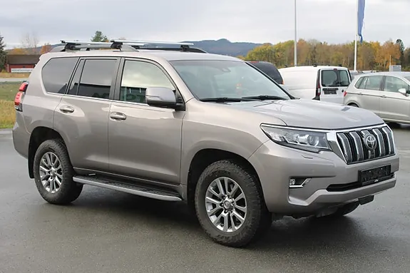 Toyota Land Cruiser 2019 photo 3