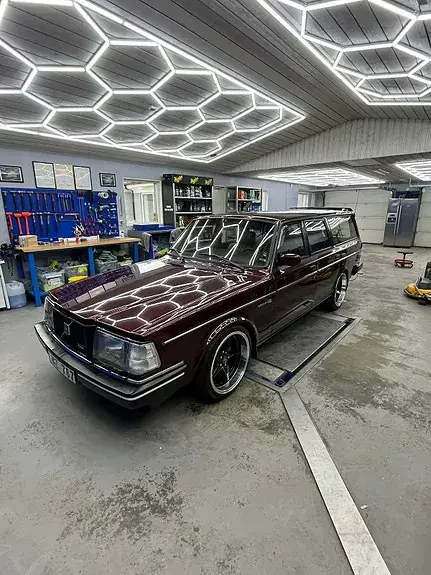 Volvo 240 1984 photo 4