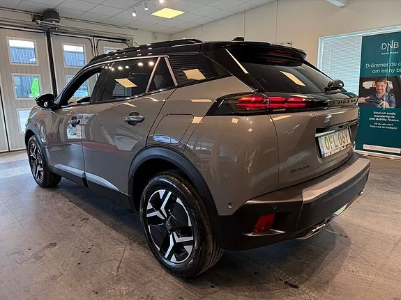 Peugeot 2008 2024 photo 3