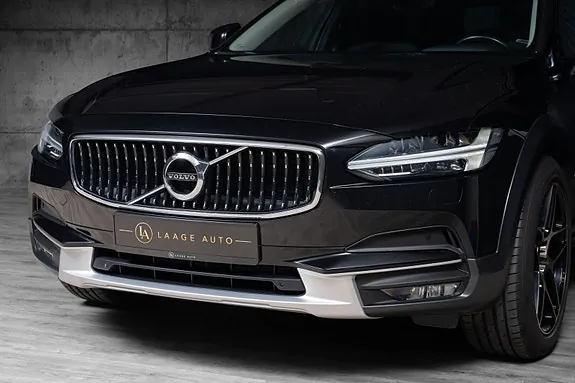 Volvo V90 Cross Country 2019 photo 2