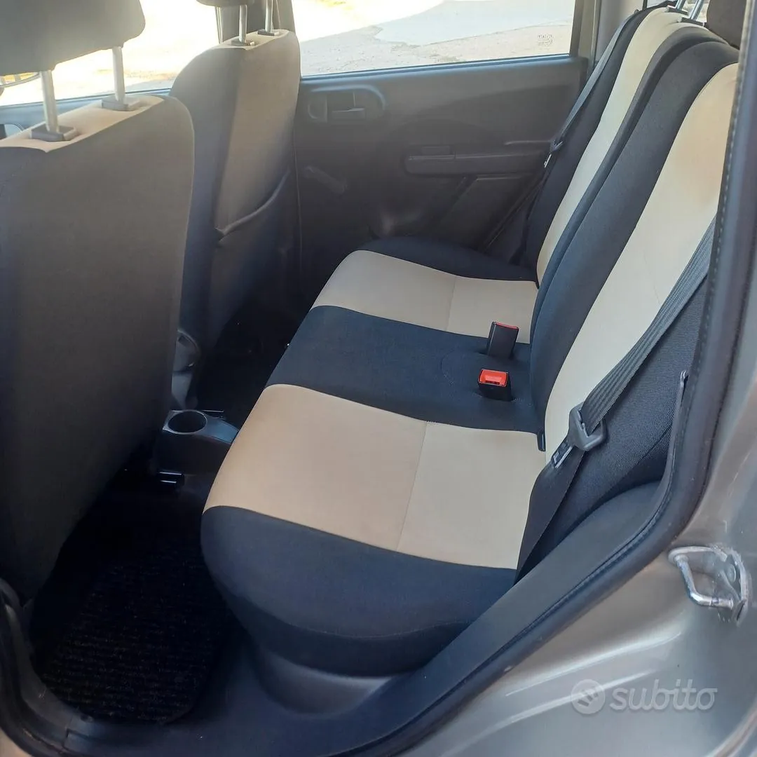 Fiat Panda 2010 photo 5