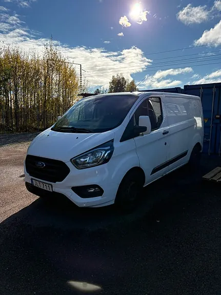 Ford Transit Custom 2021 photo 2