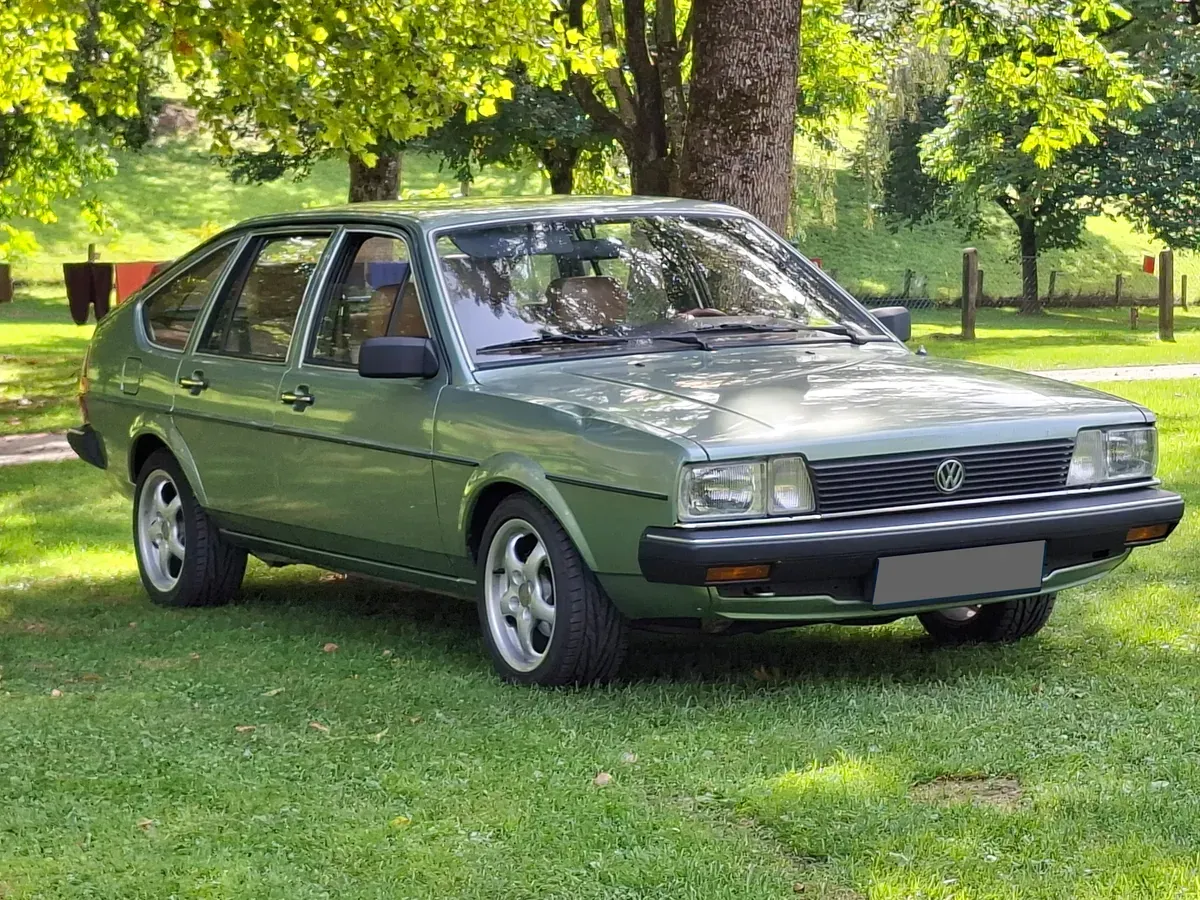Volkswagen Passat 1984 photo 3