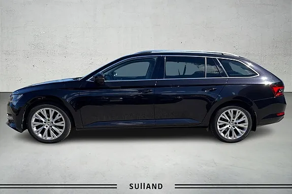 Skoda Superb 2023 photo 3