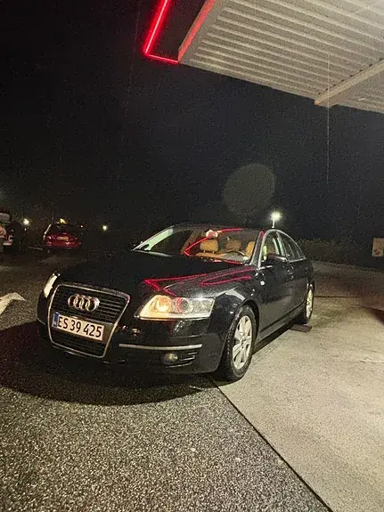 Audi A6 2004 photo 2
