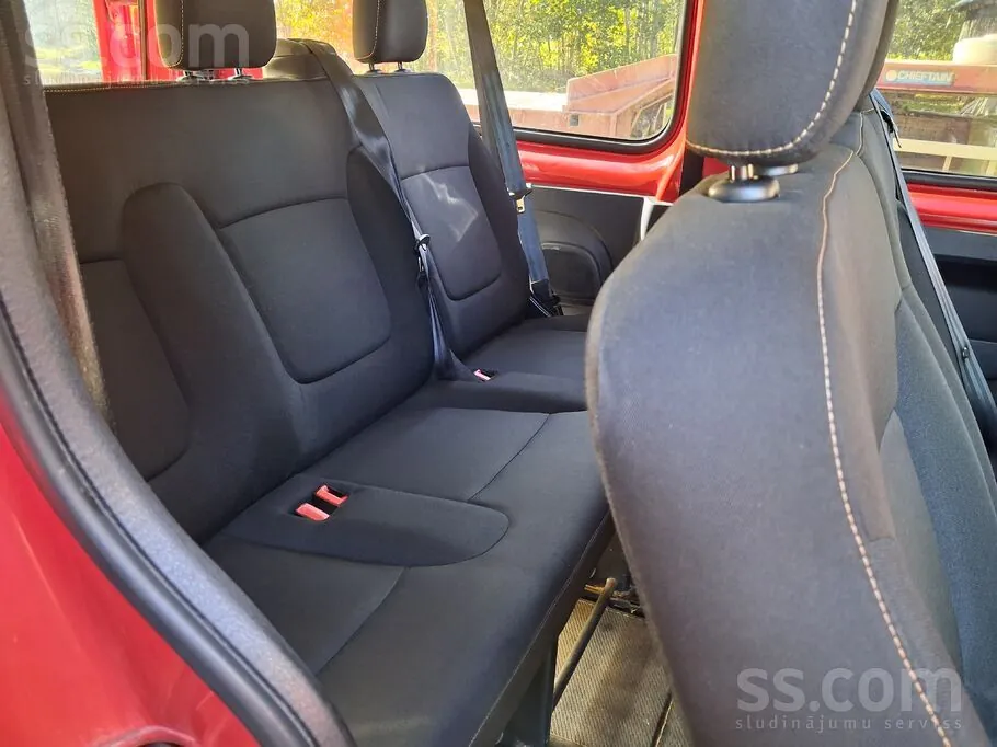 Renault Trafic 2015 photo 5