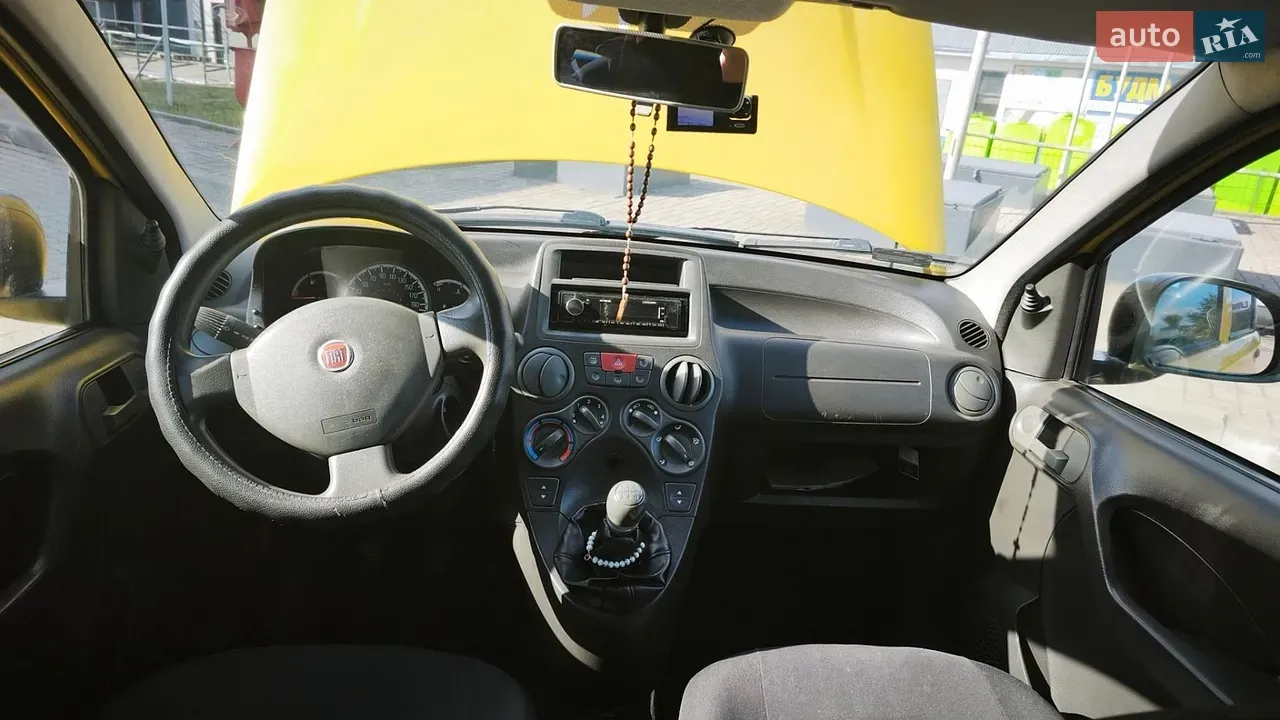 Fiat Panda 2011 photo 2