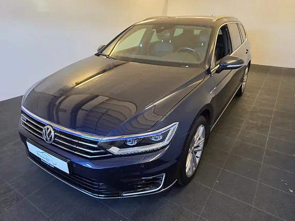 Volkswagen Passat 2017 photo 3