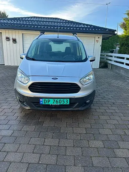 Ford Transit Courier 2014 photo 2