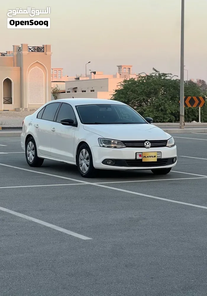 Volkswagen Jetta 2012 photo 2