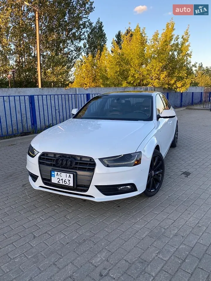 Audi A4 2012 photo 3