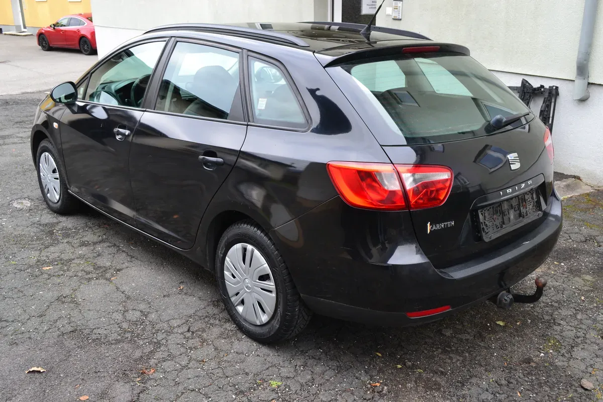 Seat Ibiza 2012 photo 3