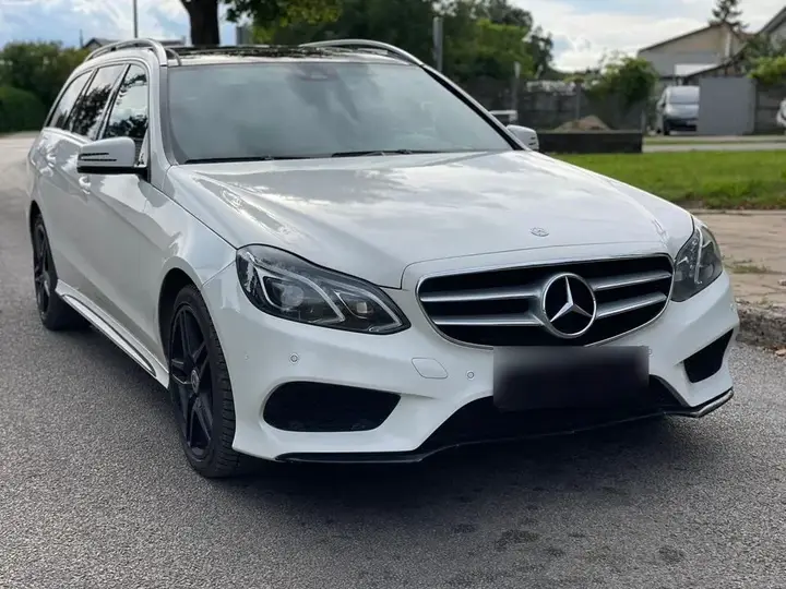 Mercedes-Benz E250