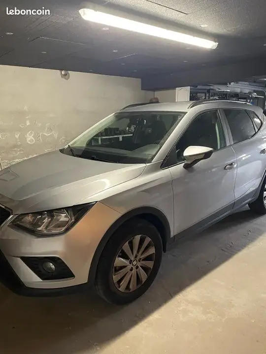 Seat Arona