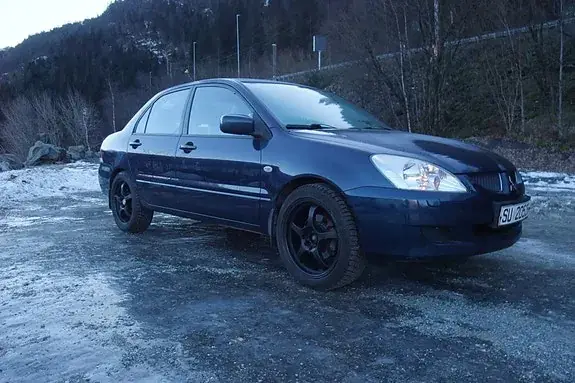 Mitsubishi Lancer 2005 photo 2