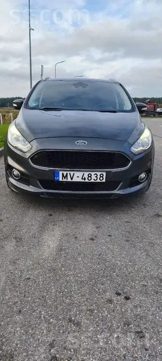 Ford S-Max