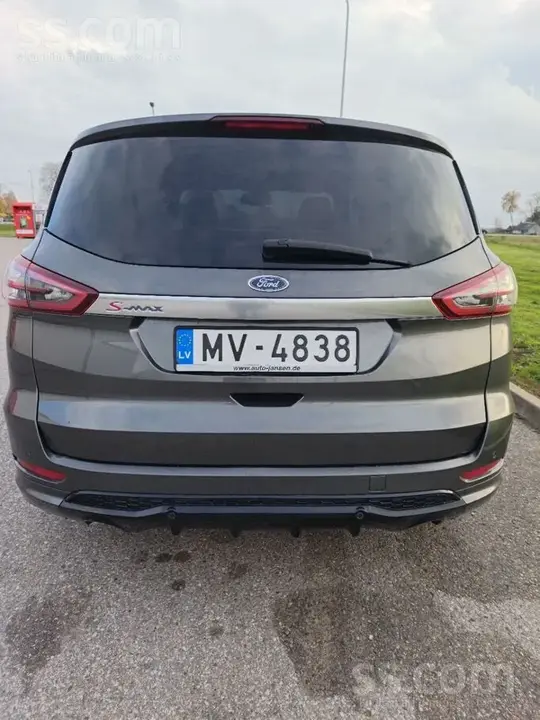 Ford S-Max 2016 photo 4