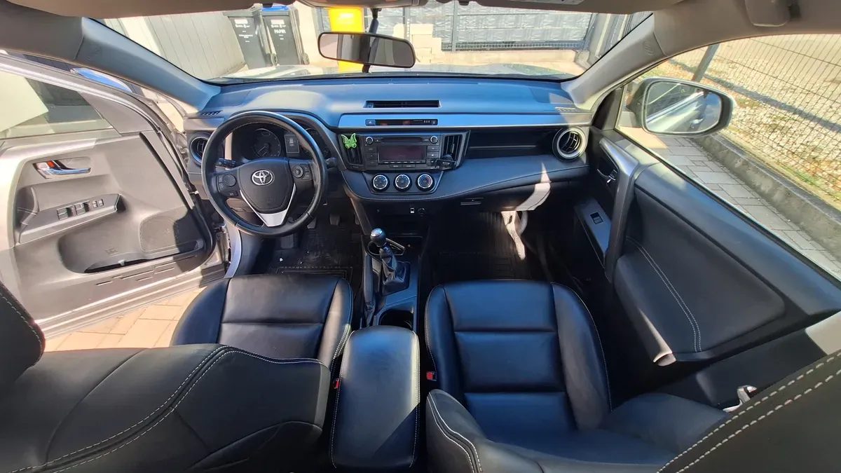 Toyota Rav4 2019 photo 3