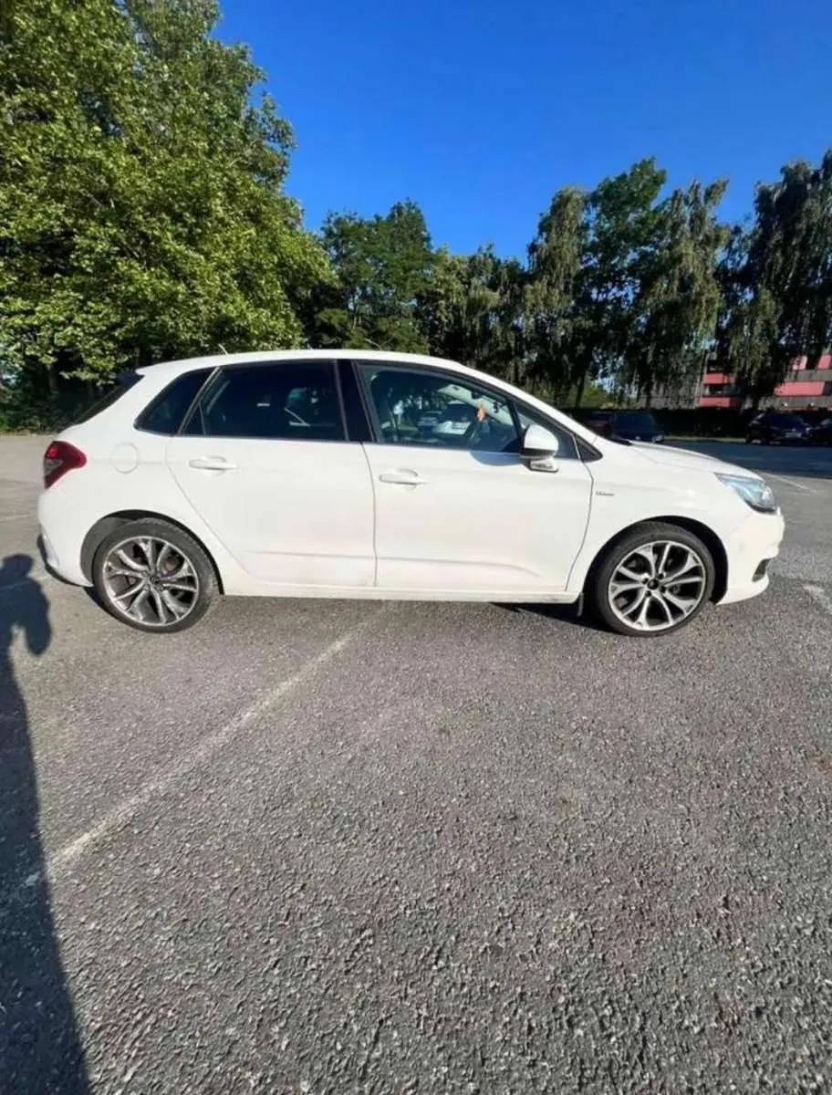 Citroen C4 2014 photo 3