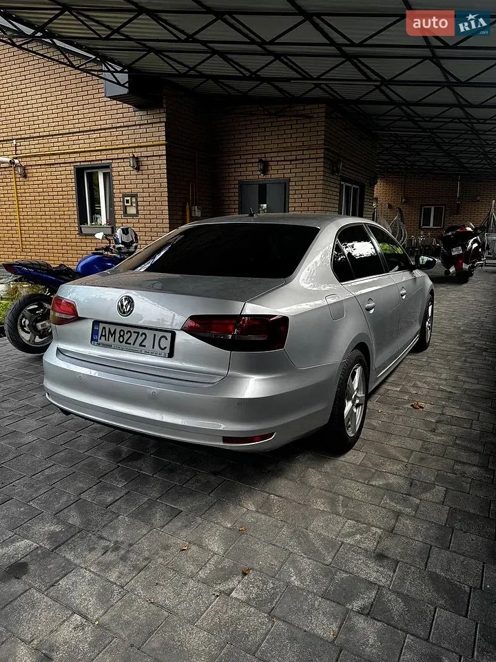 Volkswagen Jetta 2016 photo 3