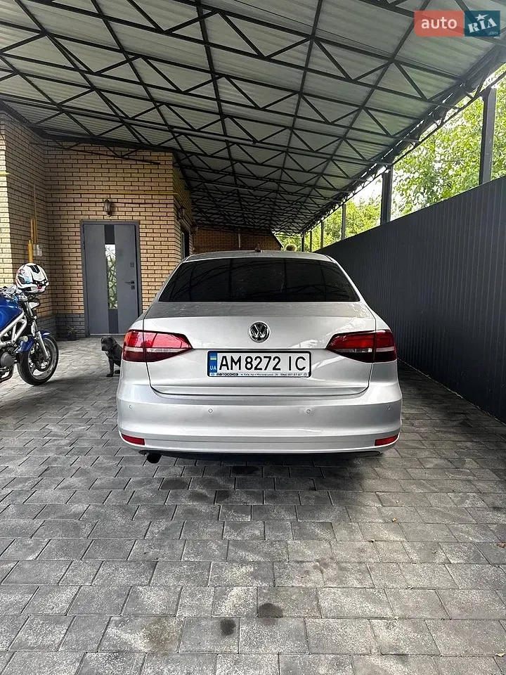 Volkswagen Jetta 2016 photo 4