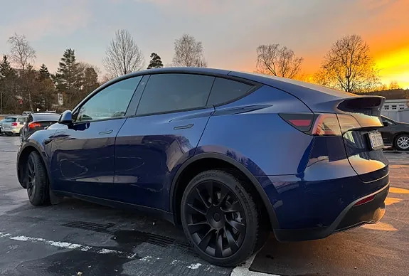 Tesla Model Y 2021 photo 3