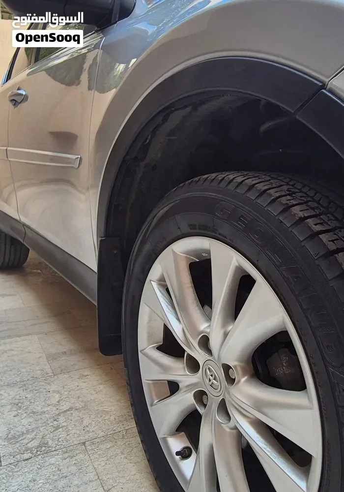 Toyota Rav 4 2015 photo 3