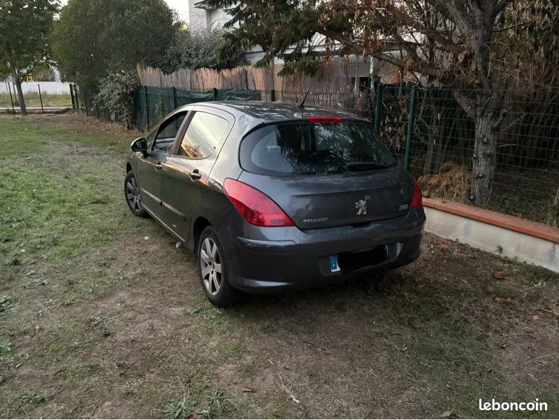 Peugeot 308 2008 photo 2