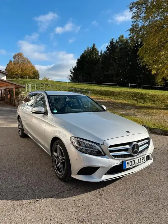 Mercedes-Benz C 220 D