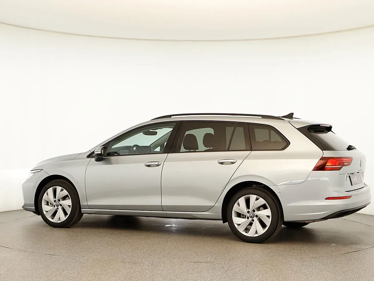 Volkswagen Golf 2026 photo 3