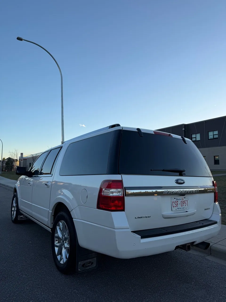 Ford Expedition 2017 photo 4