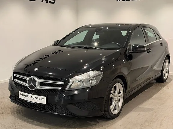 Mercedes-Benz A 180 2013 photo 2
