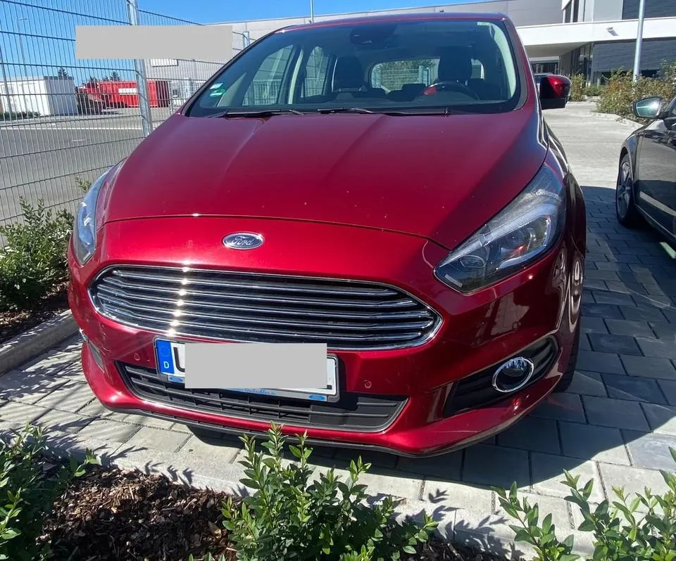 Ford S-Max