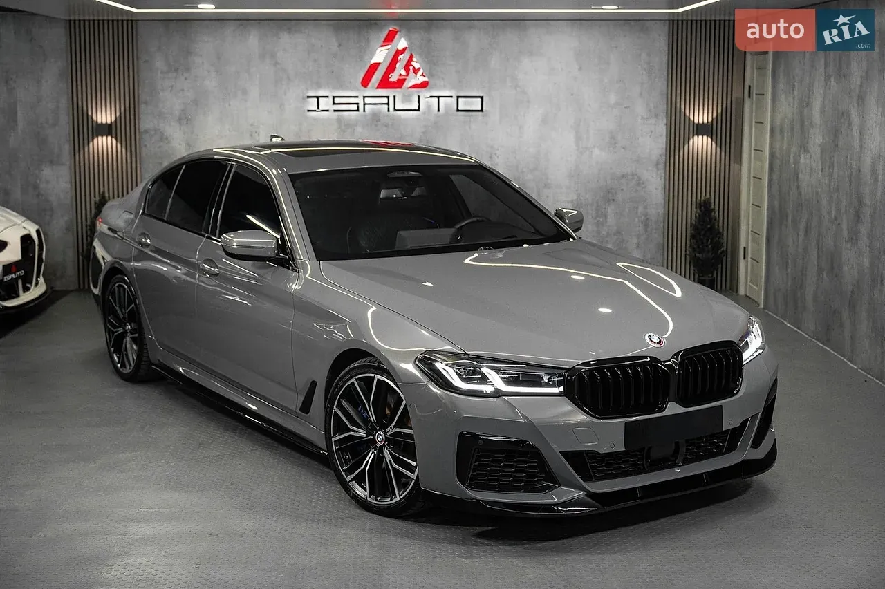 BMW 5 Series 2022 photo 2