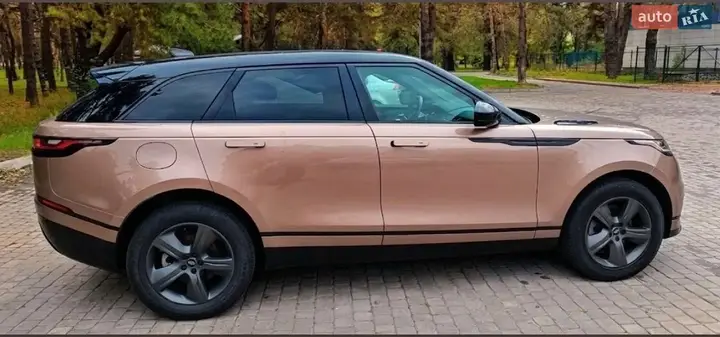 Land Rover Range Rover Velar 2022 photo 4