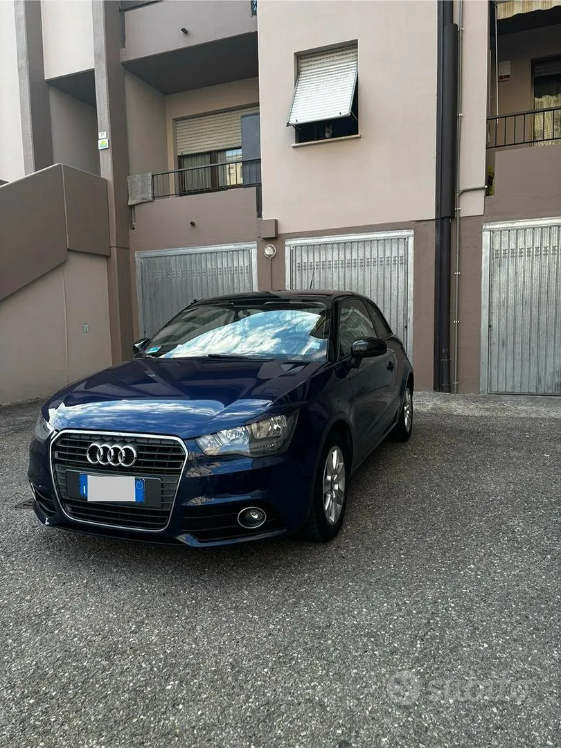 Audi A1 2011 photo 2