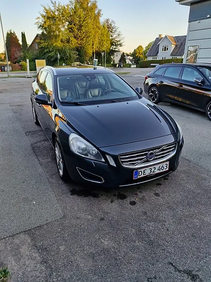 Volvo V60 2012 photo 4