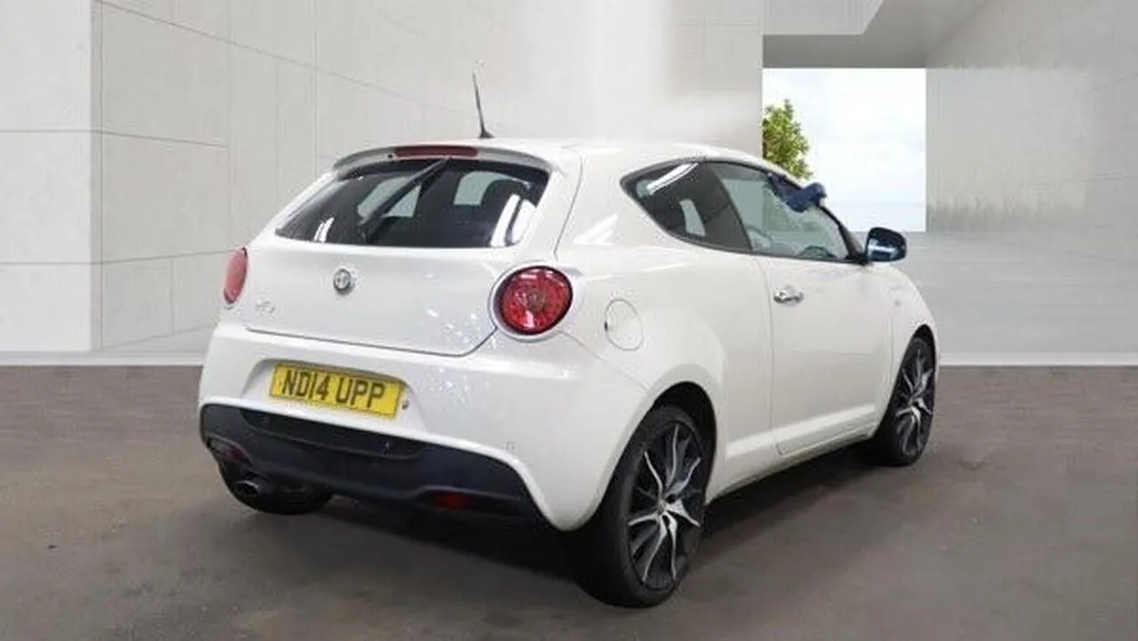 Alfa Romeo Mito 2014 photo 4