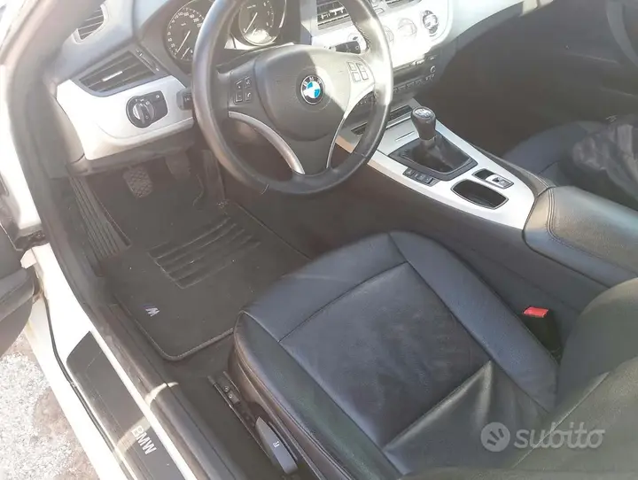 BMW Z4 2010 photo 5