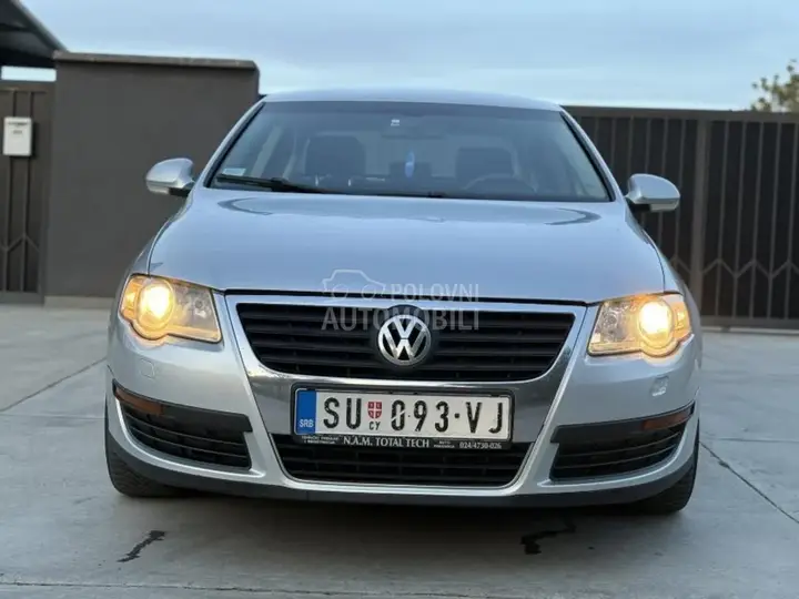 Volkswagen Passat B6 2005 photo 2