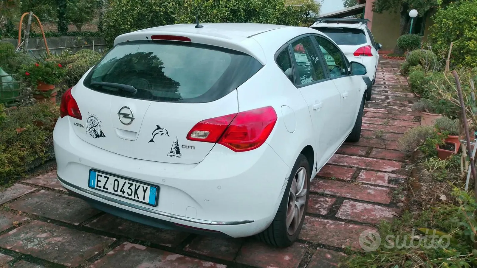 Opel Astra 2015 photo 2