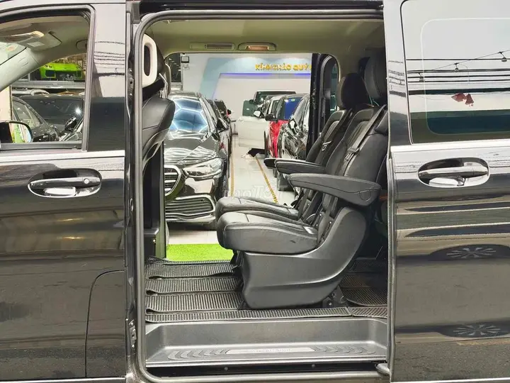 Mercedes-Benz V-Class 2021 photo 4