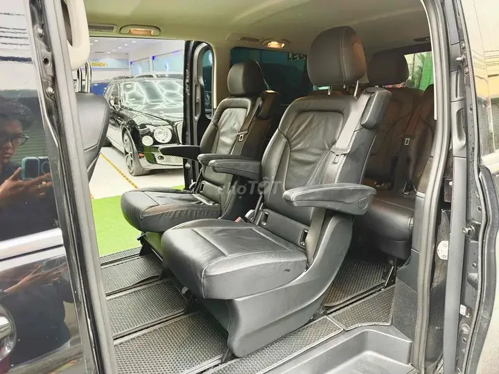 Mercedes-Benz V-Class 2021 photo 3
