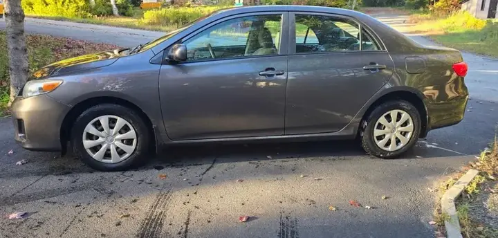 Toyota Corolla 2011 photo 2