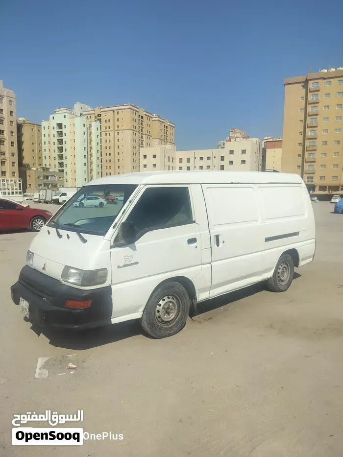 Mitsubishi Van 2007 photo 5