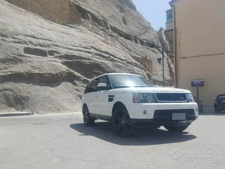 Land Rover Range Rover Sport 2013 photo 2