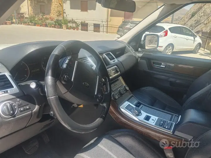 Land Rover Range Rover Sport 2013 photo 4